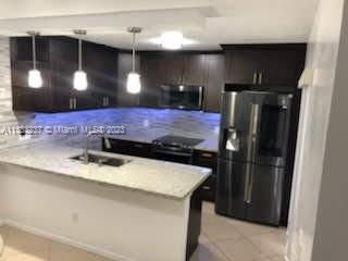 831 SW 118th Ter, Davie, FL 33325