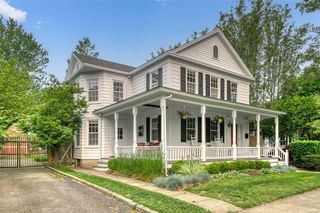 625 1st Street, Greenport, NY 11944