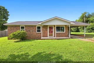 107 Kelly Dr, Russellville, AL 35653