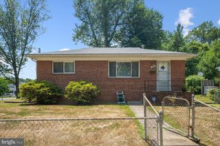 11500 Mapleview Dr, Silver Spring, MD 20902