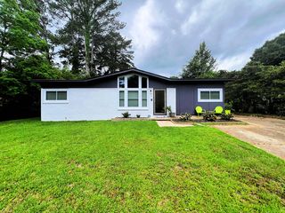 3716 University Ave, Laurel, MS 39440