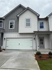 93 Maple Trl, Dawsonville, GA 30534