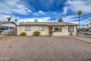 5702 W CHEERY LYNN Road, Phoenix, AZ 85031