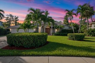 15522 Cypress Park Drive, Wellington, FL 33414