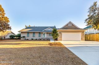 119 Sound View Drive, Hampstead, NC 28443