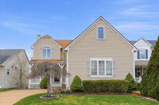 1380 Timmins Dr, Ann Arbor, MI 48103