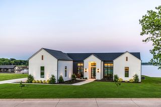 1129 Beacon Shore Rd, Kemp, TX 75143