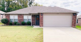 1145 Meadows Edge Dr, Alexander, AR 72002