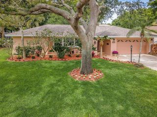 7658 133rd St, Seminole, FL 33776