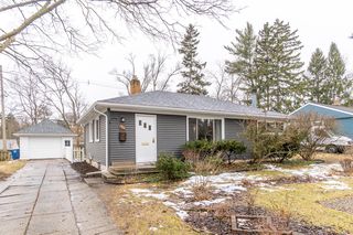 809 Loyola Dr, Ann Arbor, MI 48103