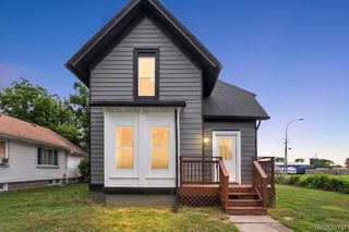 150 Robertson St, Mount Clemens, MI 48043