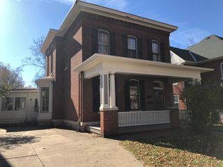 1308 State St, Quincy, IL 62301