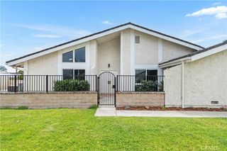 5171 Blackpool Rd, Westminster, CA 92683
