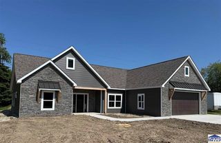 19 Golf Ln, Clinton, IN 47842