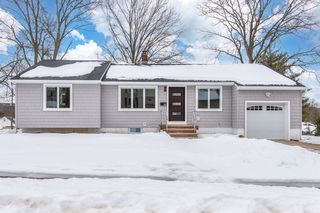 82 Michael Dr #82, Wayne, NJ 07470