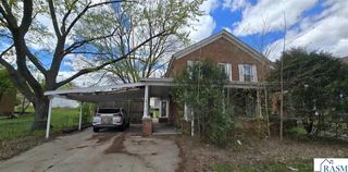 415 N  Broadway St, New Ulm, MN 56073