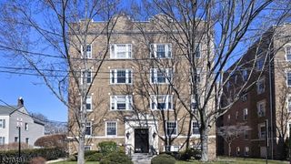 55 Park Ave #24, Bloomfield, NJ 07003