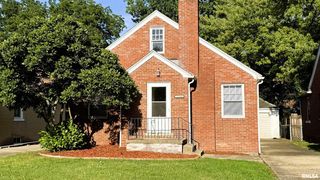 2104 Whittier Ave, Springfield, IL 62704