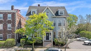 4-4-4A Broad St, Lynn, MA 01902