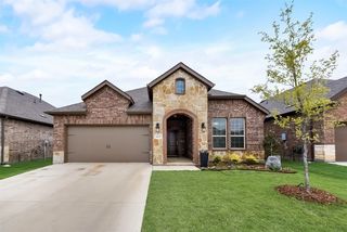 11133 Canyon Mine Dr, Aubrey, TX 76227
