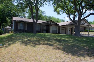 4607 Lightning Ln, San Antonio, TX 78238