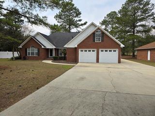 200 Mallard Dr, Sumter, SC 29150