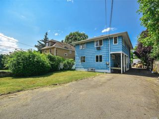 6 Walnut Street, Glen Head, NY 11545