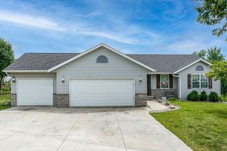 255 Jappa Rd, Ely, IA 52227