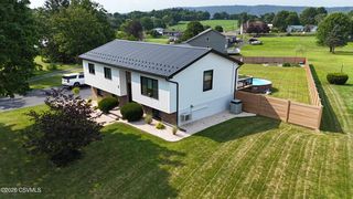 562 Hillside Ave, Elysburg, PA 17824