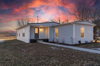 406 N  Main St, Jackson Center, OH 45334