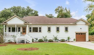 1507 Lorenzo St, Mount Pleasant, SC 29464