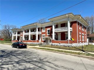 2712 E  26th St, Kansas City, MO 64127