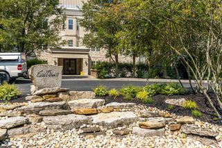 5735 Newbank Cir #206, Dublin, OH 43017