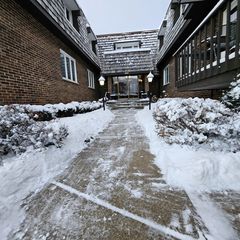 2300 W  Talcott Rd #1A1, Park Ridge, IL 60068