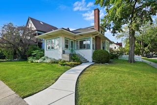 7025 34th St, Berwyn, IL 60402