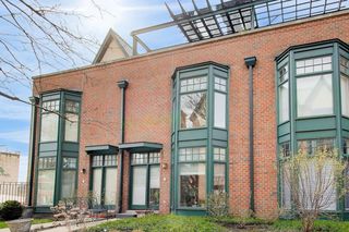 101 N  Euclid Ave #3, Oak Park, IL 60301