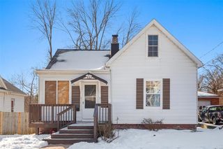 140 N  78th St, Belleville, IL 62223