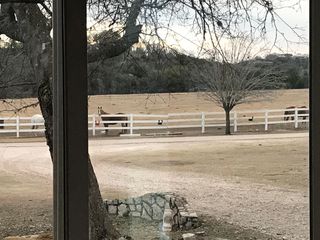 333 Sisterdale Rd, Boerne, TX 78006
