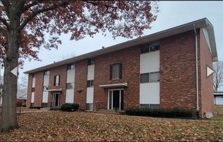 521 N  1st St #2, Chillicothe, IL 61523