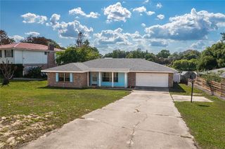 136 Lake Ring Dr, Winter Haven, FL 33880