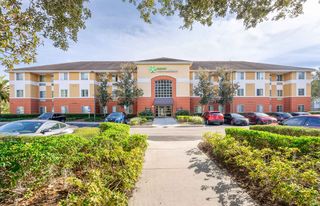 8100 Palm Pkwy #9842, Orlando, FL 32836