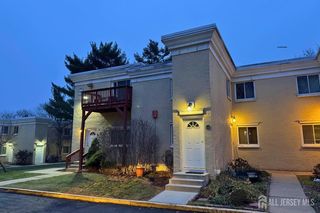 16 Lake Ave #2B, East Brunswick, NJ 08816