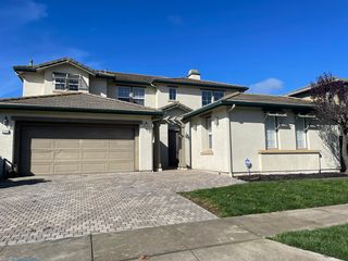 9717 Laredo Way, Gilroy, CA 95020