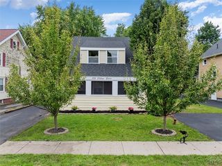 108 Palmer Dr, North Syracuse, NY 13212