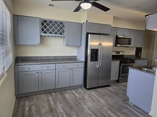 9937 S  Cicero Ave #401, Oak Lawn, IL 60453