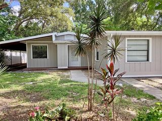 2114 Floyd St, Sarasota, FL 34239