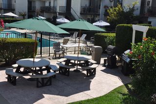 240 Hollis Ave #4, Campbell, CA 95008
