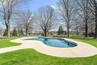 5203 S  Pleasant Ln, Rogers, AR 72758