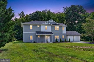 8039 Chancellor Rd, Fredericksburg, VA 22407