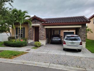 9282 SW 171st Ct, Miami, FL 33196